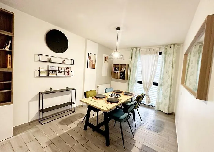 Bel Appart Design 2Ch, Mairie, Pkg, Wifi, Terrasse, Port Marianne